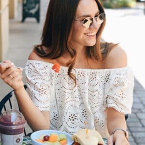 Photo "How Can I Navigate Social Situations and Dining out While Staying Committed to the Ketogenic Lifestyle?"