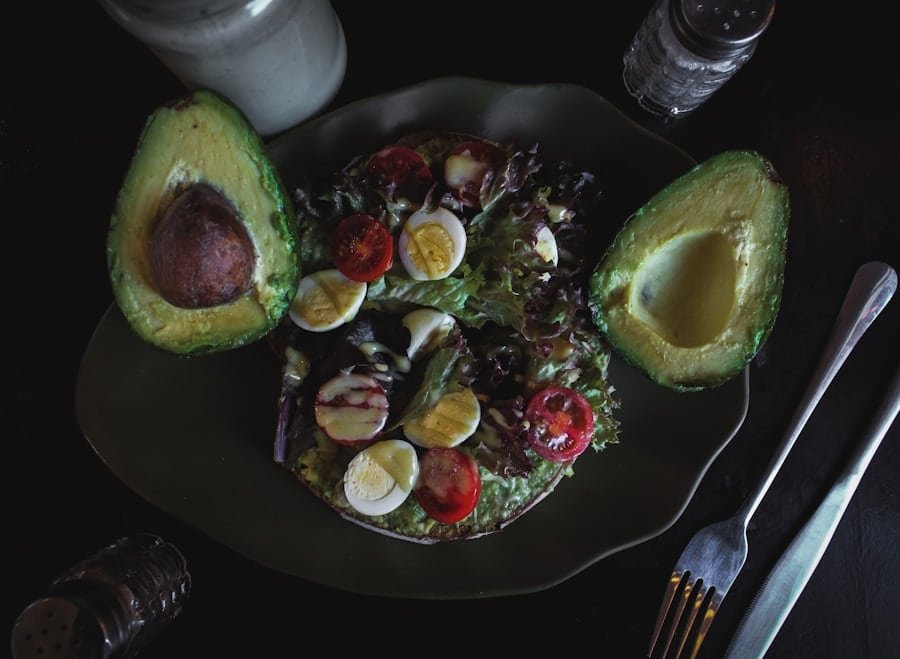 Photo "Are There Specific Recommendations for Individuals with Thyroid Disorders Who Are Interested in the Ketogenic Lifestyle?"
