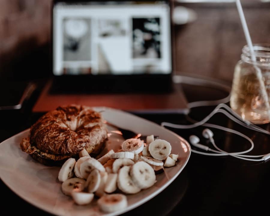 Photo "What Resources and Tools Are Available to Help Individuals Plan and Track Their Meals While Following a Ketogenic Lifestyle?"