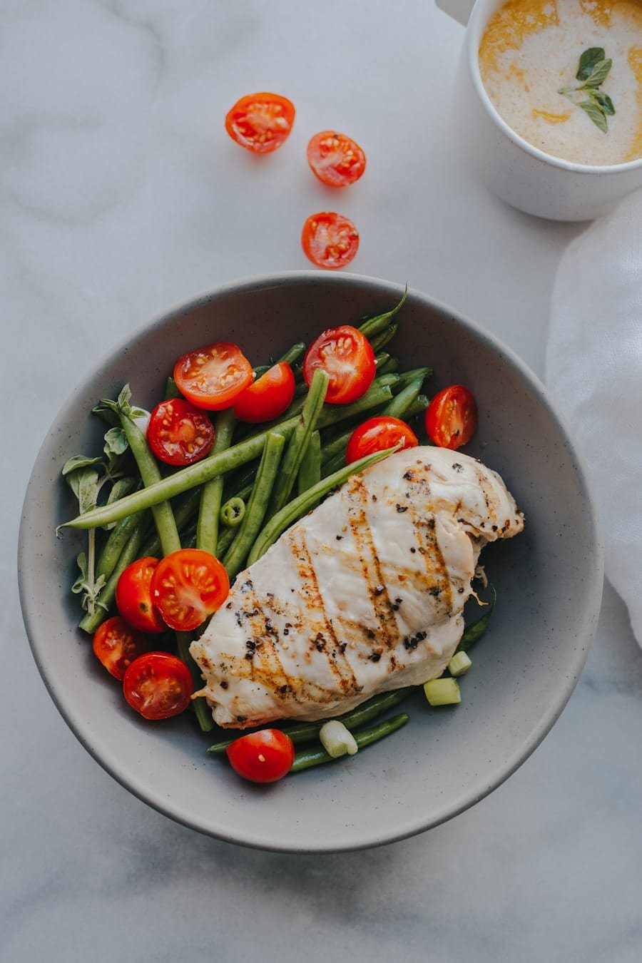 Photo "Can the Ketogenic Diet Be Adapted for Individuals with Specific Dietary Preferences, Such As Keto-vegan or Keto-paleo?"