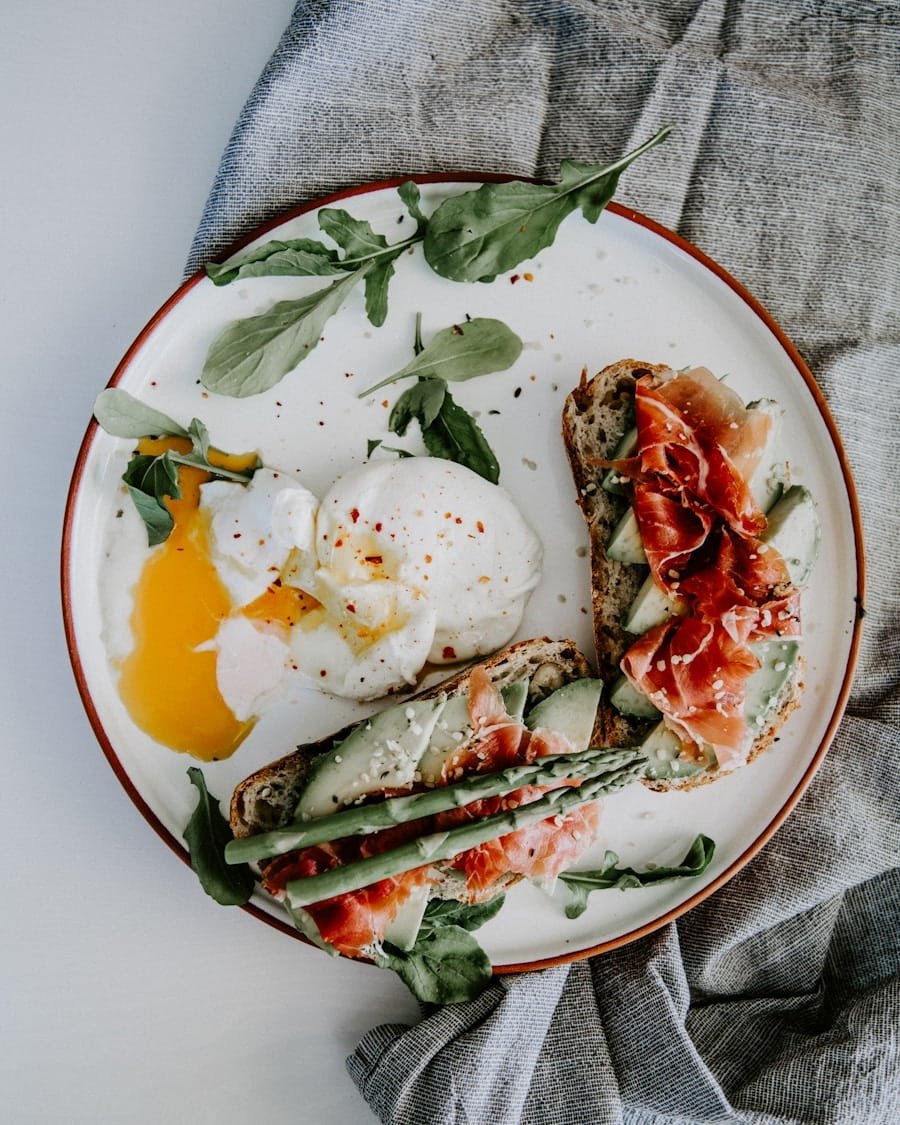 Photo "How Do Individuals Address Concerns About Portion Control and Overeating when Following a Ketogenic Diet?"