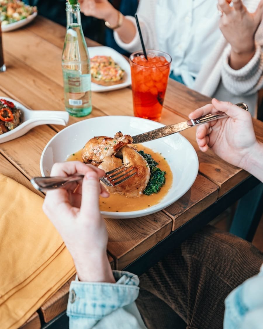 Photo "How Do Individuals Maintain Social Connections and Relationships when Their Dietary Choices Differ from Those of Their Friends and Family?"