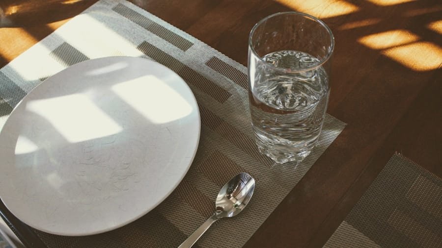 Photo "What is Intermittent Fasting, and How Does It Differ from Traditional Diets?"
