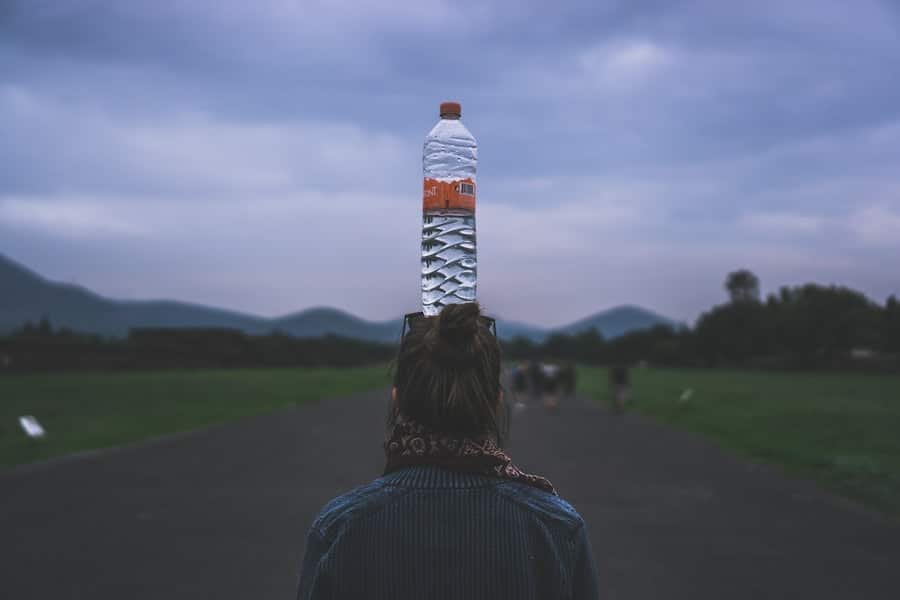 Photo "What is the Role of Hydration and Fluid Intake During Periods of Fasting, and How Can Individuals Ensure Proper Hydration?"