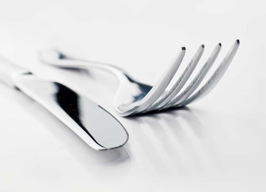 Photo "How Does Intermittent Fasting Affect Individuals with Specific Dental Concerns, Such As Dental Implants or Braces?"