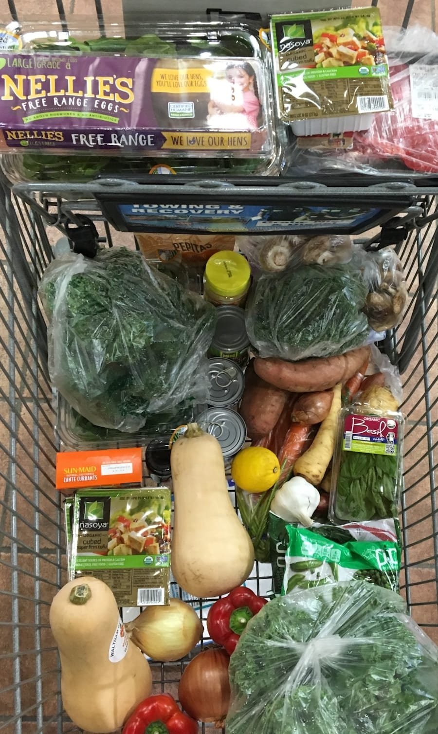 Photo Navigating the Grocery Aisles: a Keto Shopping Guide