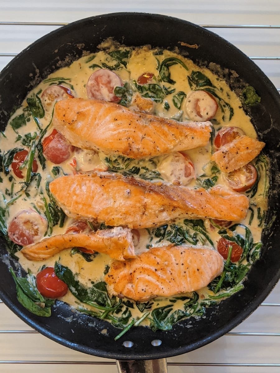 Photo "Keto Cuisine: Turning Classic Recipes into Low-carb Masterpieces"