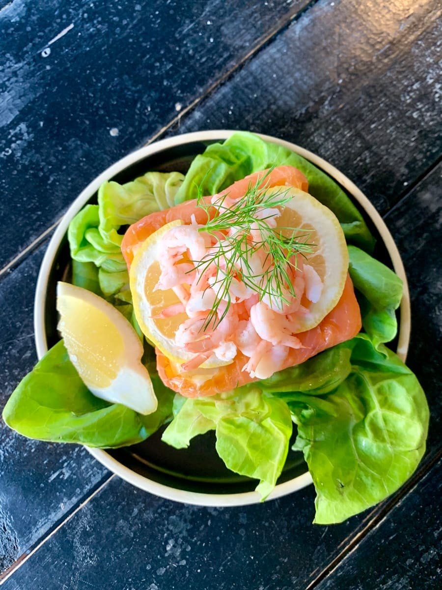 Photo "The Keto Renaissance: Old World Wisdom Meets Modern Low-carb Living"