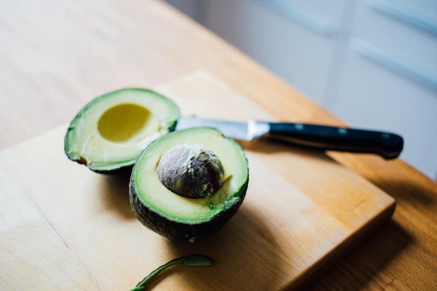 Photo "Can Individuals with a History of Heart Disease Safely Adopt a Ketogenic Lifestyle, Considering the Emphasis on Dietary Fats?"