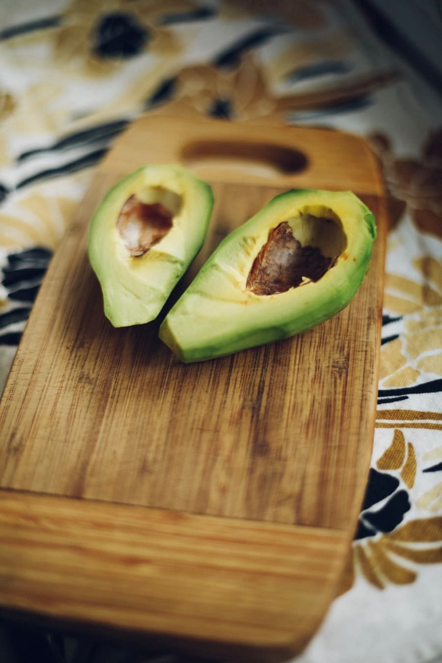 Photo "How Do Different Types of Fats, Such As Saturated Fats and Unsaturated Fats, Contribute to the Ketogenic Diet?"