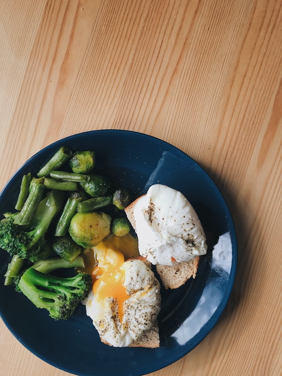 Photo "How Can Individuals with Busy Schedules and Limited Time for Meal Preparation Successfully Maintain a Ketogenic Lifestyle?"