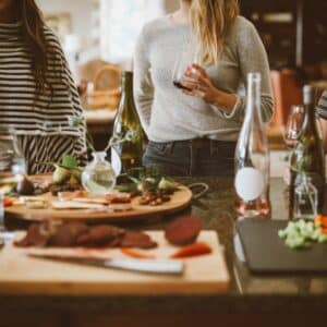 Photo "How Does Alcohol Consumption Fit into a Ketogenic Lifestyle, and What Are the Effects on Ketosis?"