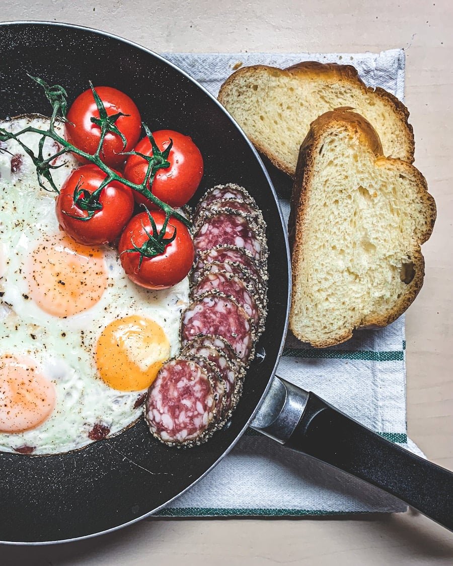 Photo "What is the Recommended Daily Carb Intake on Keto?"