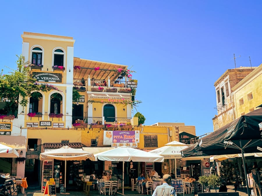 Photo Mediterranean Keto Shopping List